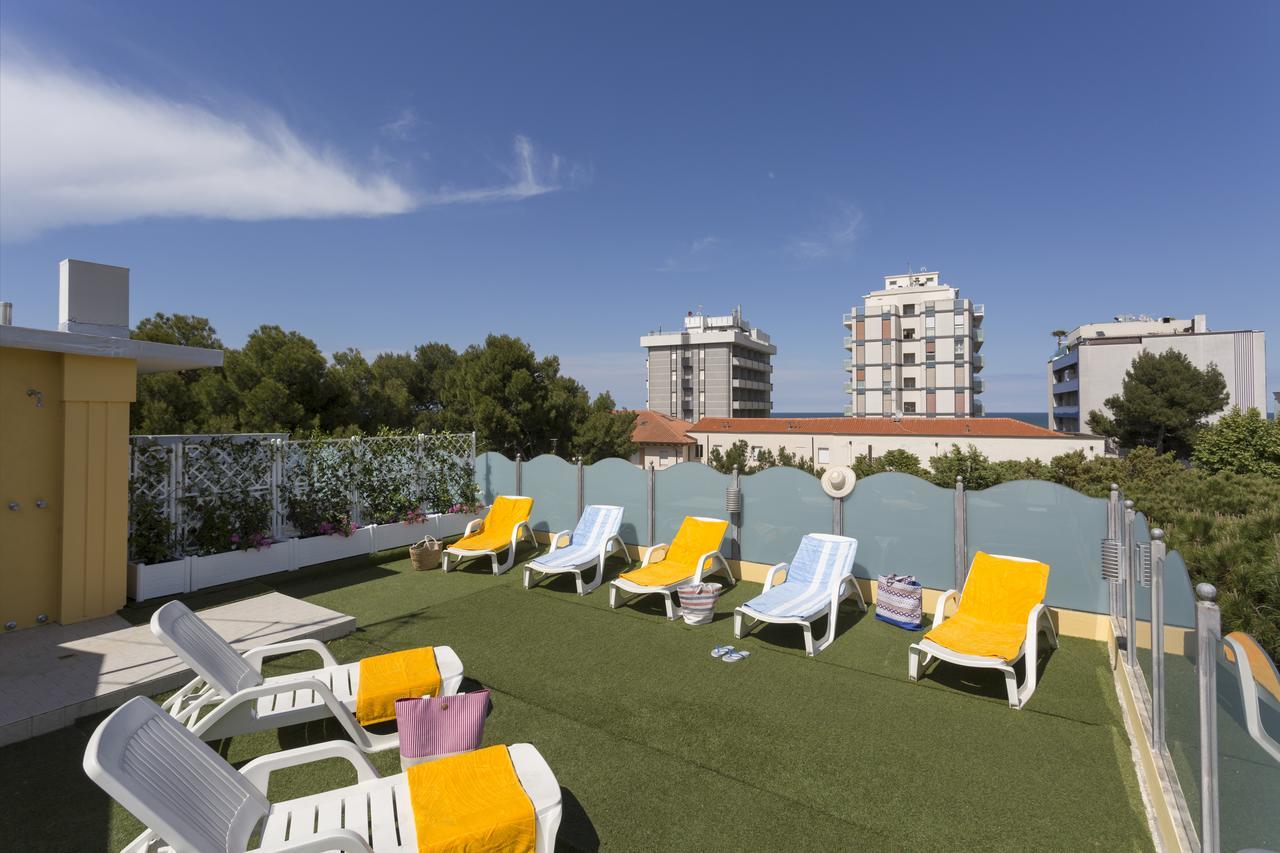 Cannes Hotel 3*
